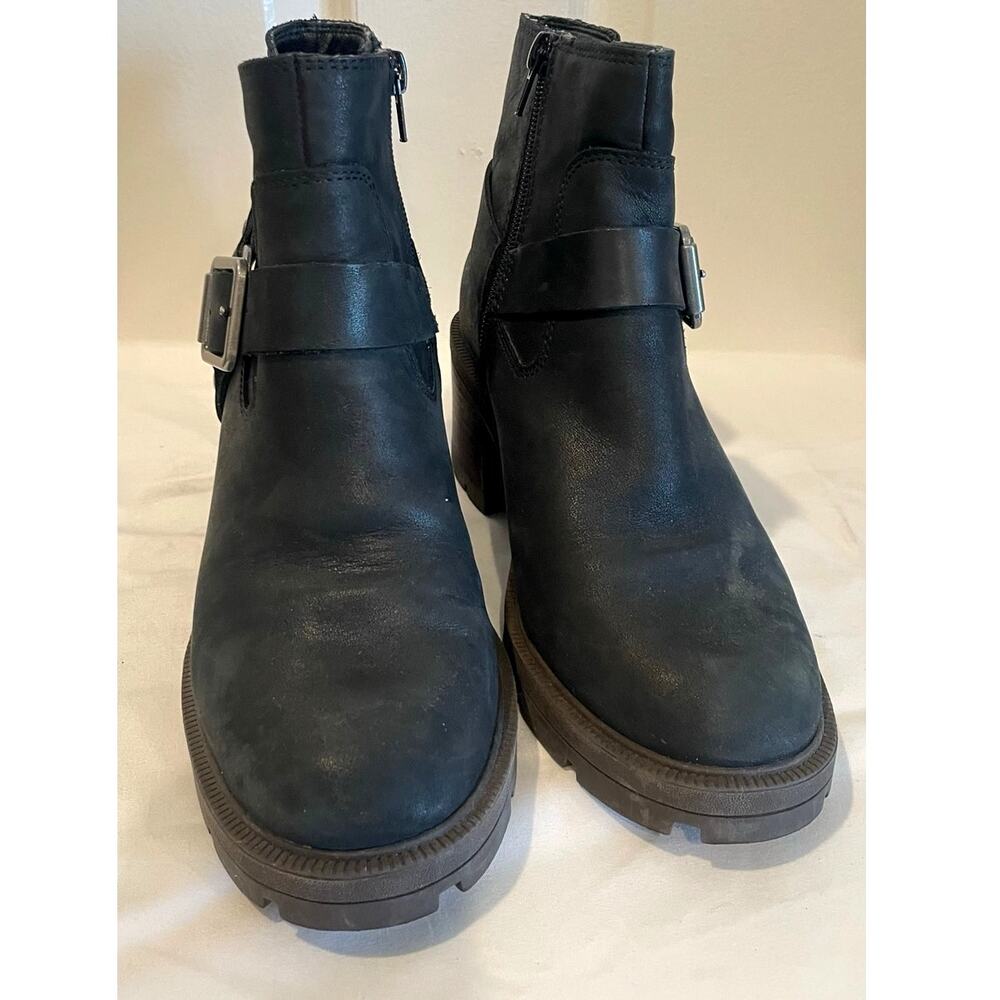 Lucky Brand Slyvin Black Leather Harness Moto Boots Lug Sole Block Heel 6.5 - Picture 2 of 8